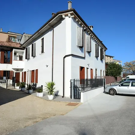 Cq Guest house